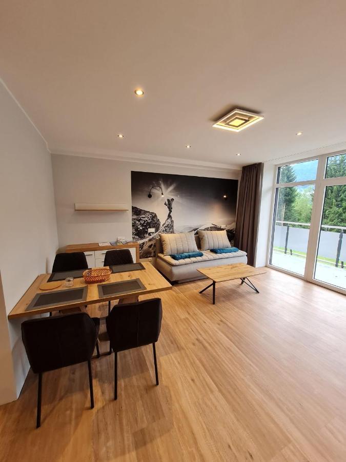 Ferienapartments Bensch - Haus Reiskofel * Reisach